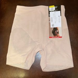 Miracle Suit (M) shaper NWT